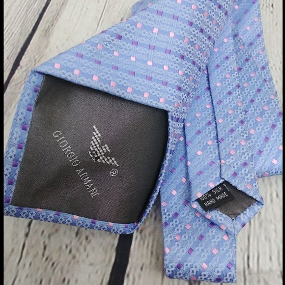 Giorgio Armani Purple Pink Woven diamond silk tie - Picture 2 of 3